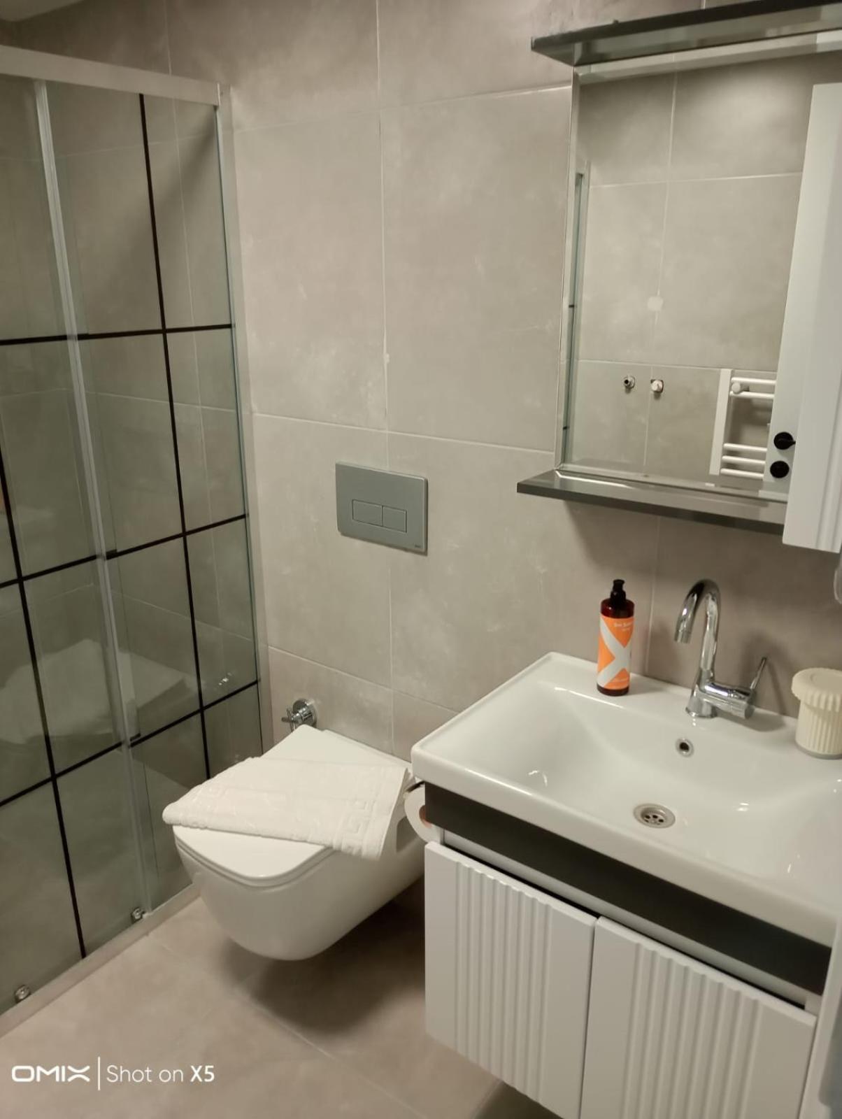Hadrians Tower Aparthotel Antalya Bagian luar foto