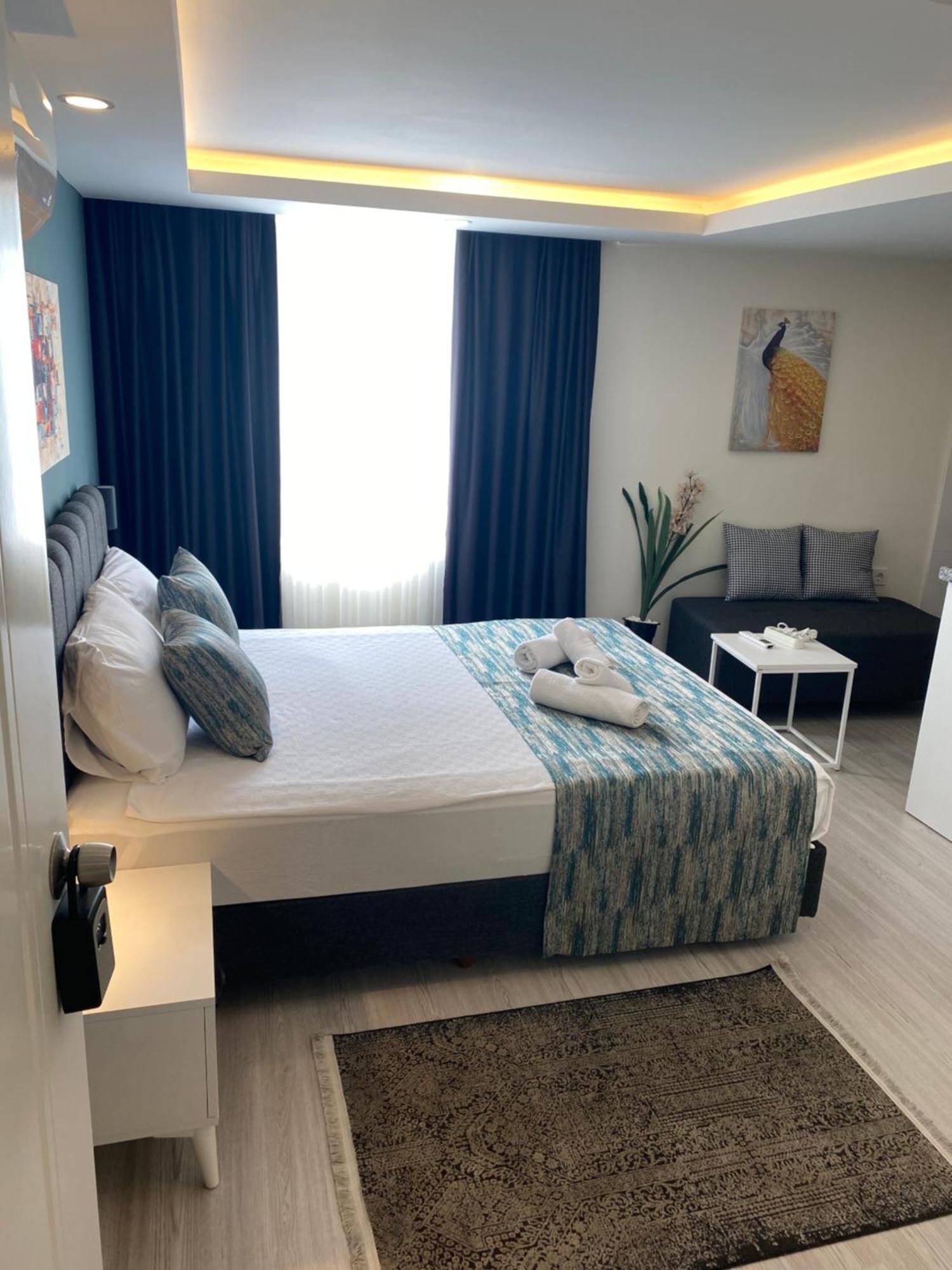 Hadrians Tower Aparthotel Antalya Bagian luar foto