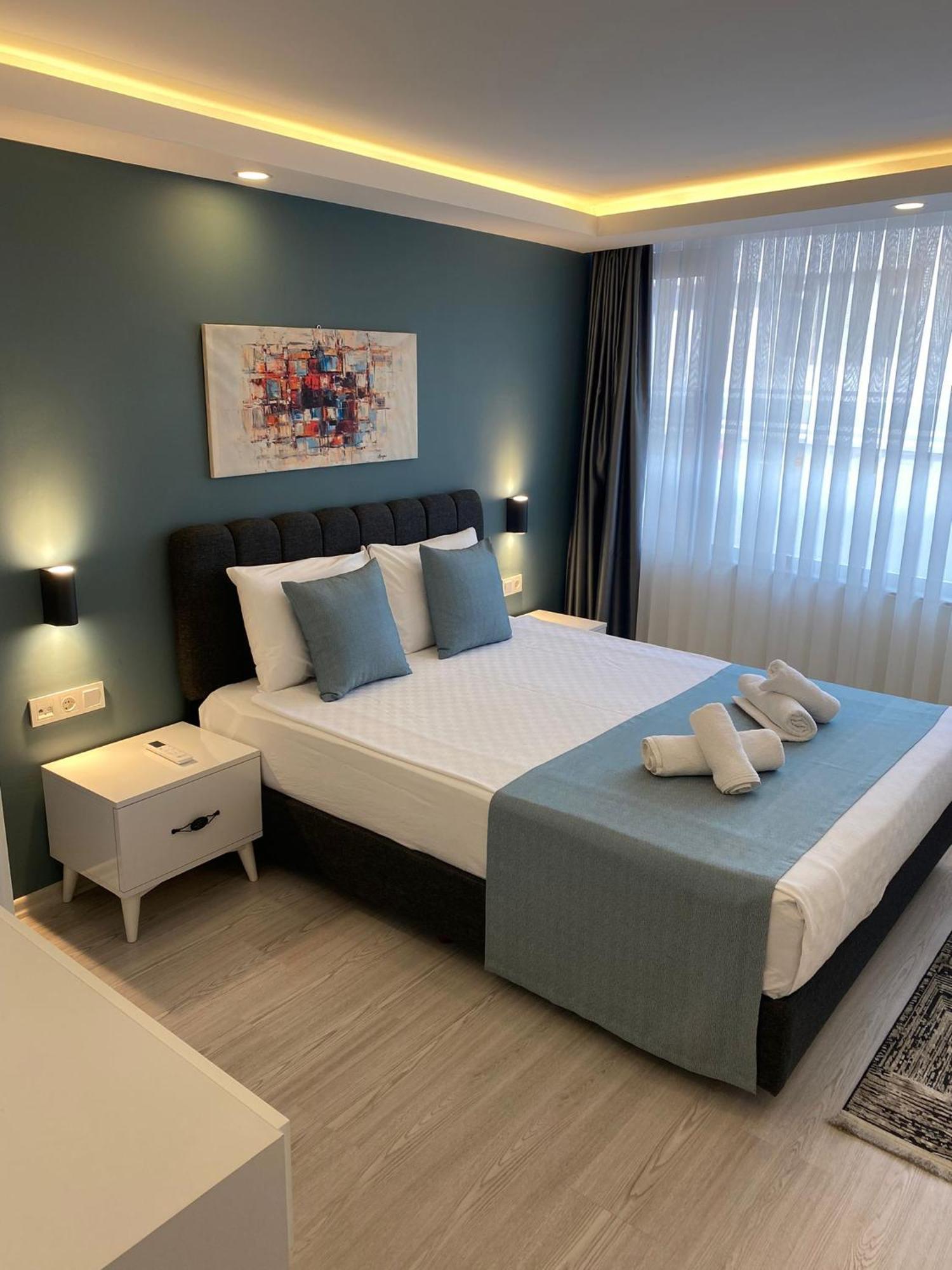Hadrians Tower Aparthotel Antalya Bagian luar foto